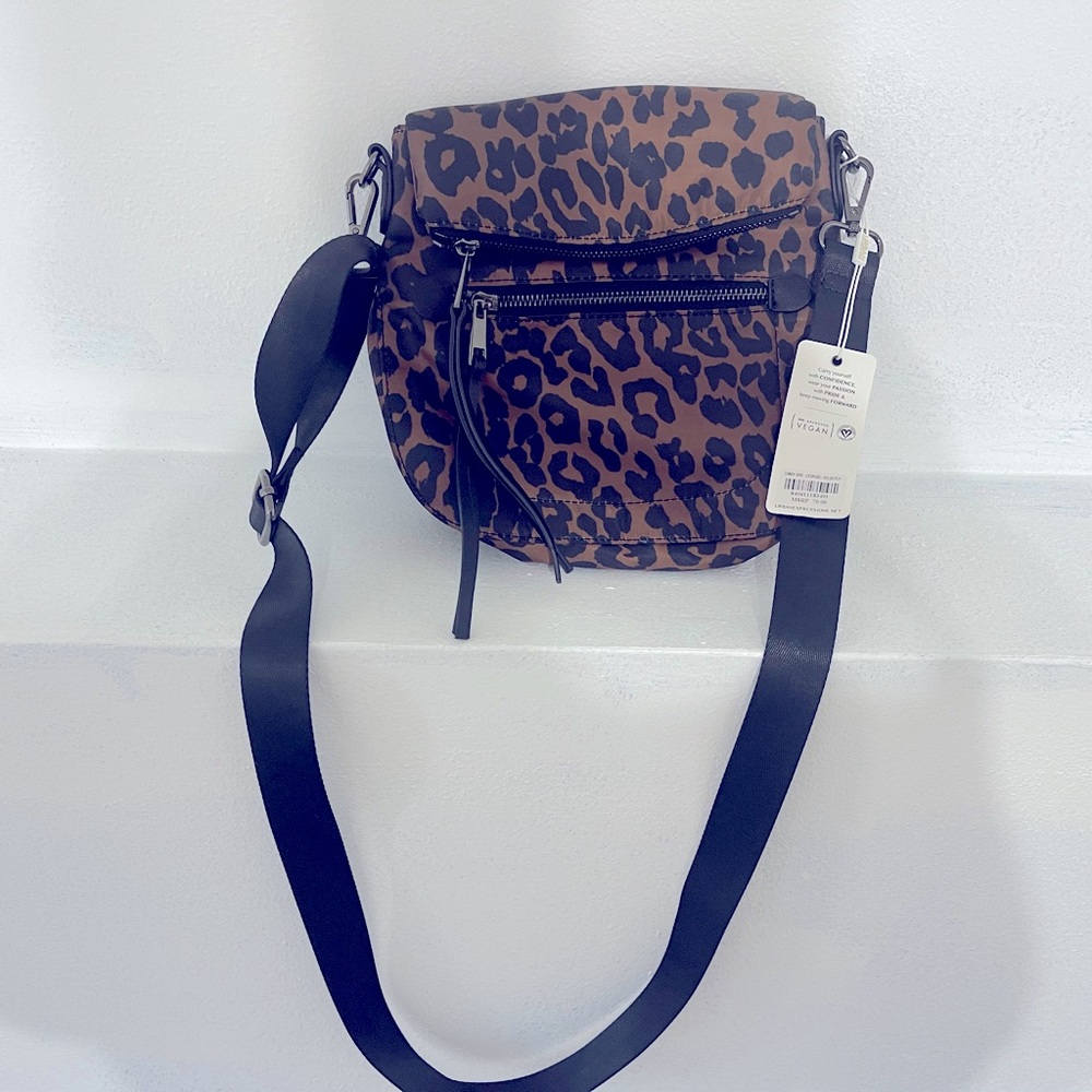 Brown leopard print crossbody purse
